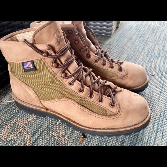 danner light ii brown